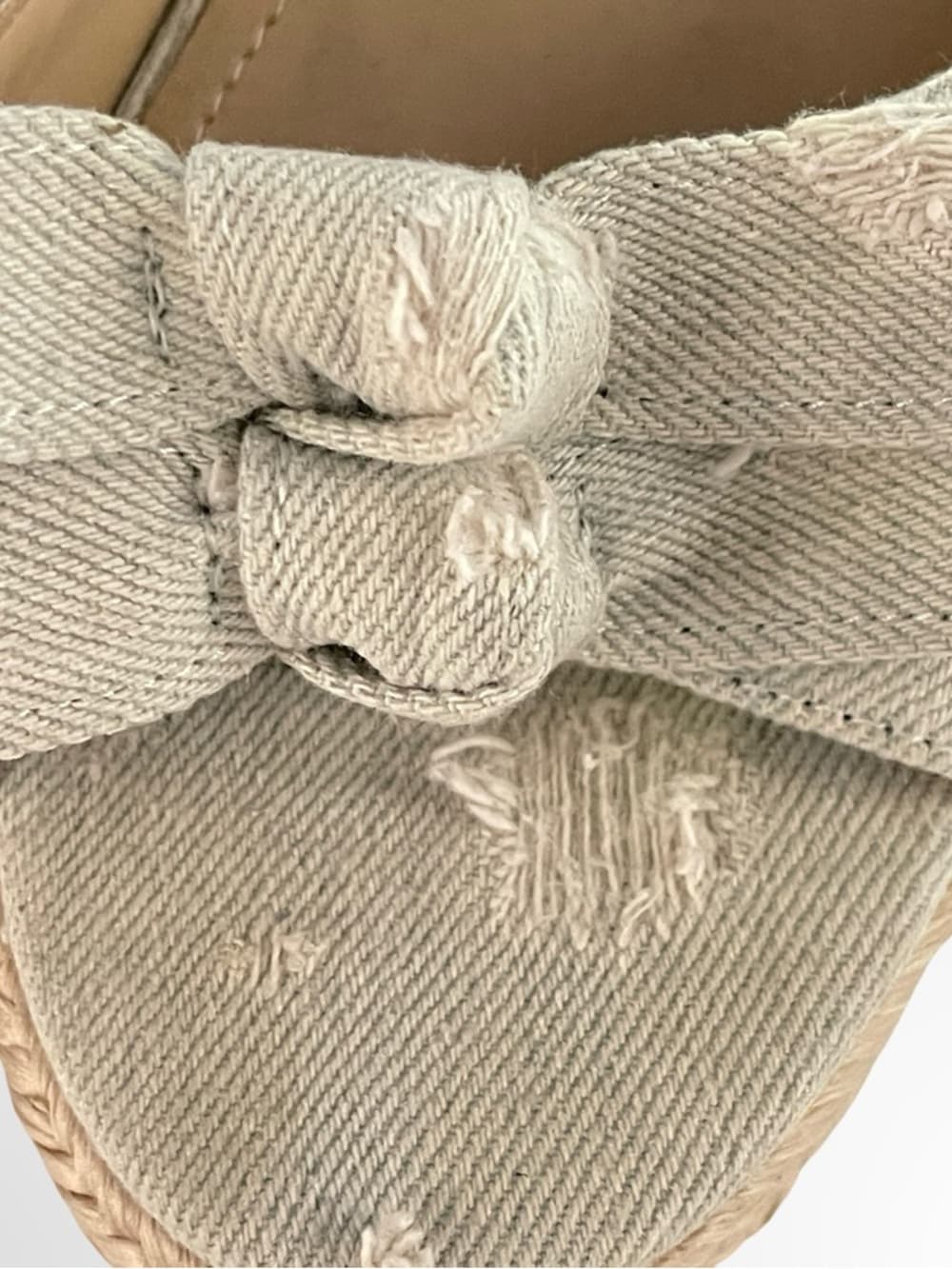 Kendall & Kylie Beige Canvas Bow Espadrille Sandals in 8.5 - Thumbnail 4