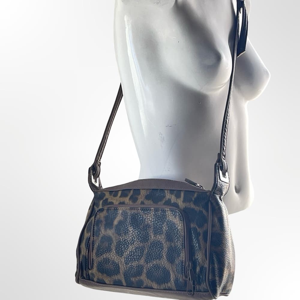 Laura Scott Leopard Print Bag in Brown - Classic Crossbody - Thumbnail 6