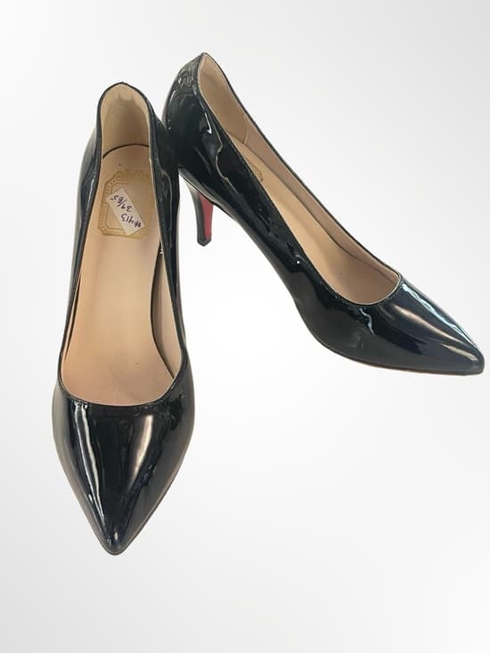 Classic Black Patent Pointed-Toe Women's Pumps in size 8.5 - Thumbnail 8