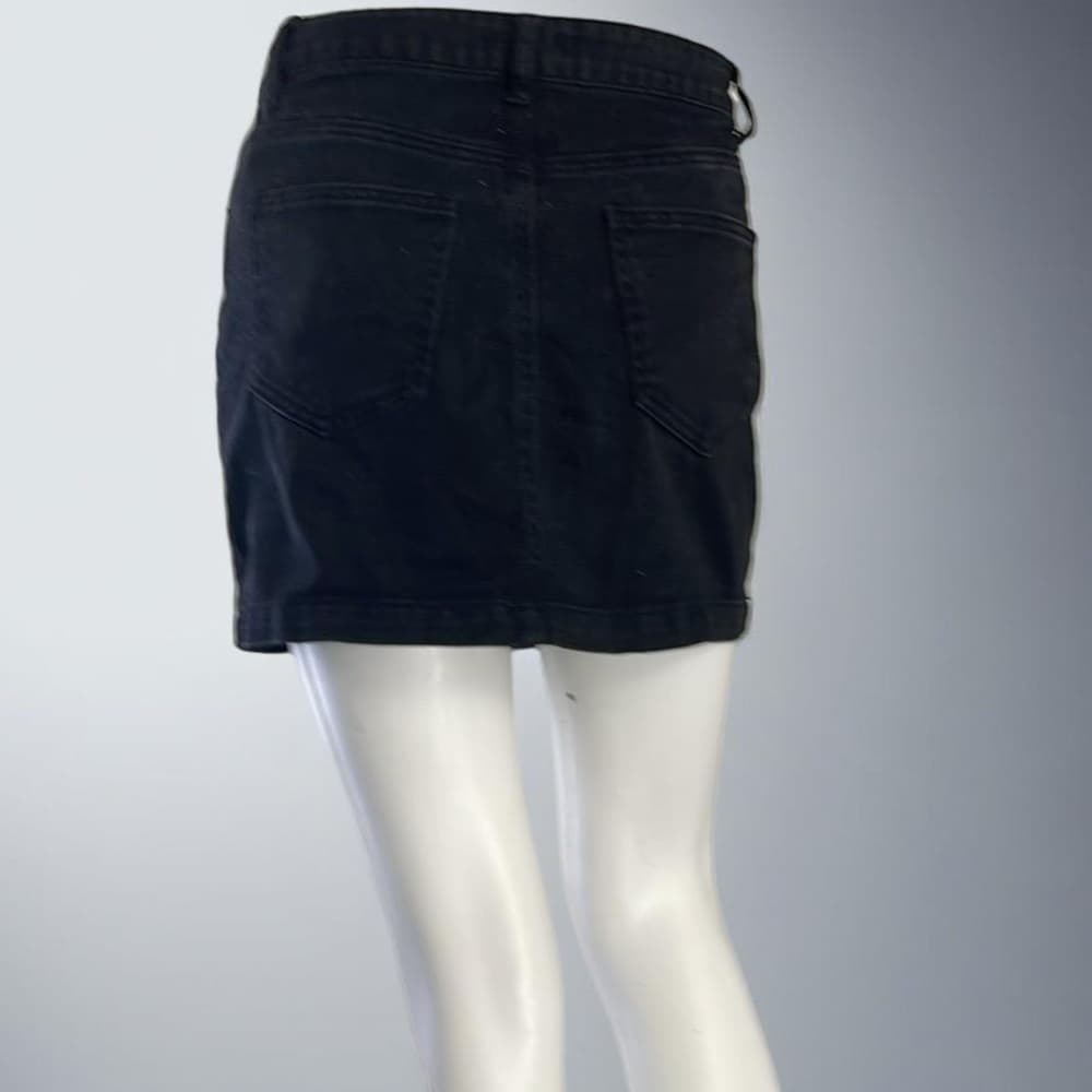 Forever 21 Classic Black Denim Skirt Size S - Thumbnail 2
