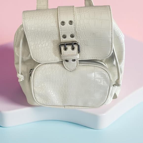 Tiny Elegant White Backpack No Brand! - Thumbnail 6