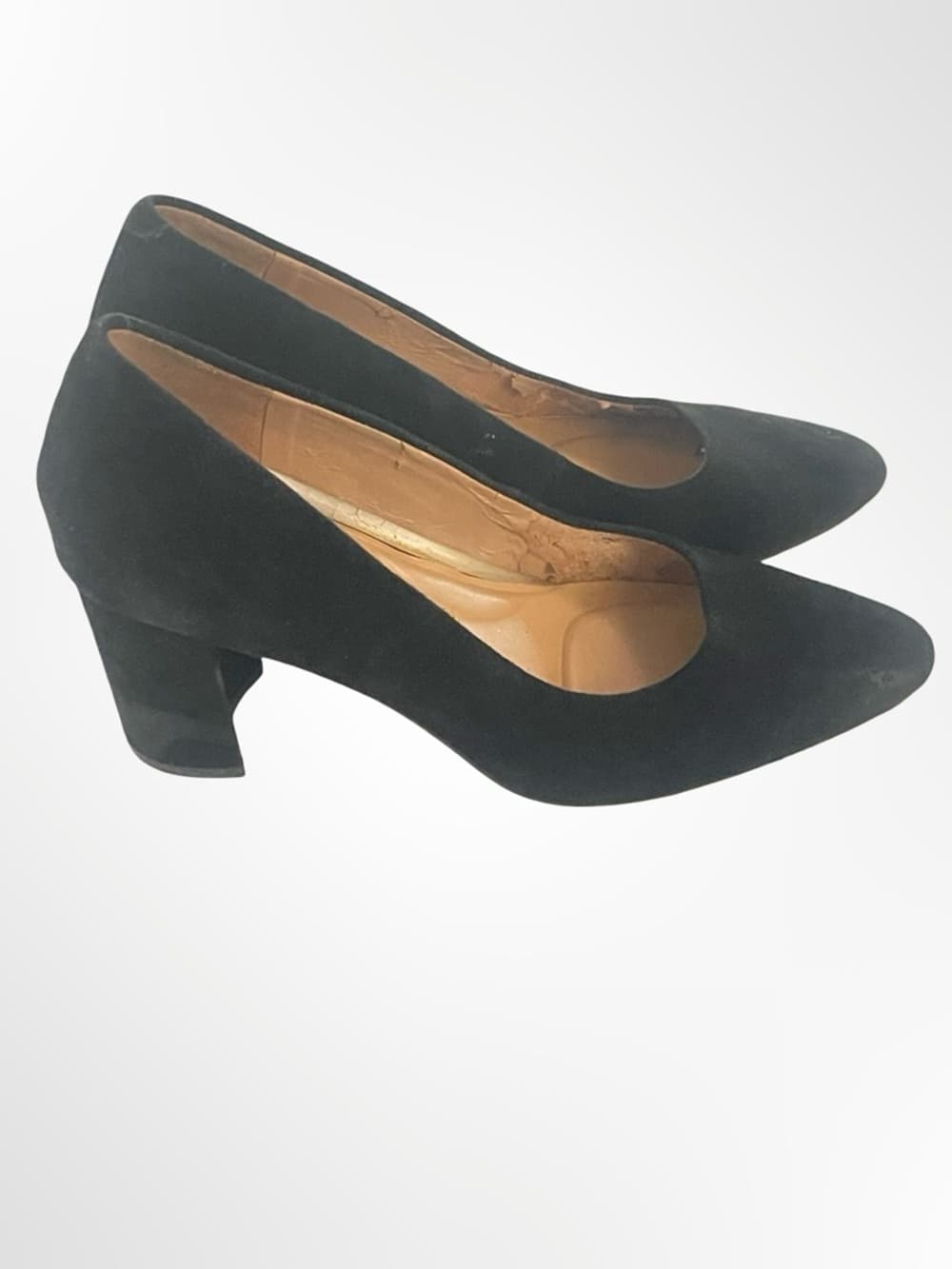 Classic Black Suede Mid-Heel Pumps Aeorosoles in size 7.5 - Thumbnail 4