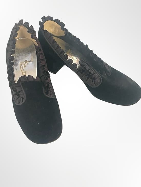Jack Street Black Velvet Ruffle Trim Women's Pumps in size 7.5 - Thumbnail 7