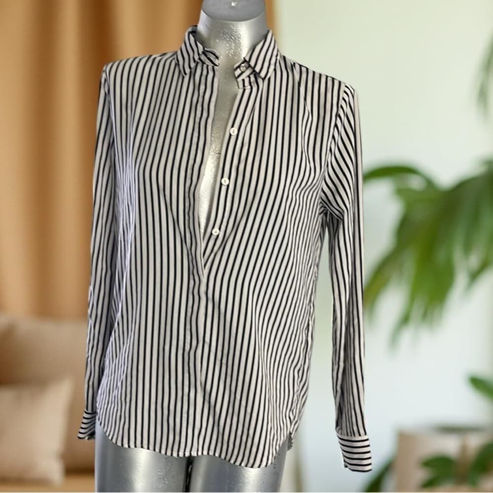 H&M XXS Black and White Striped Women's Top - Thumbnail 3