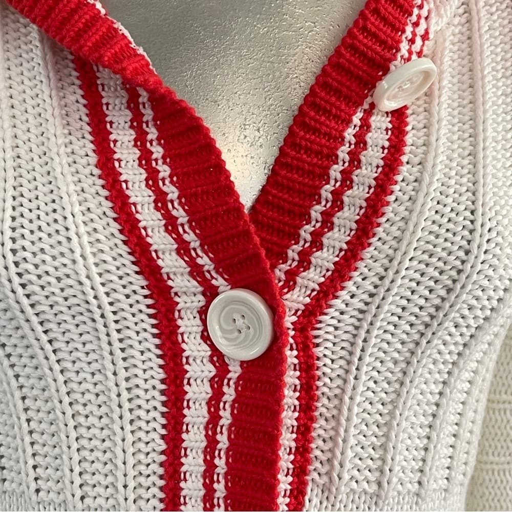 Moda International White and Red Hooded Cardigan in Small - Thumbnail 3