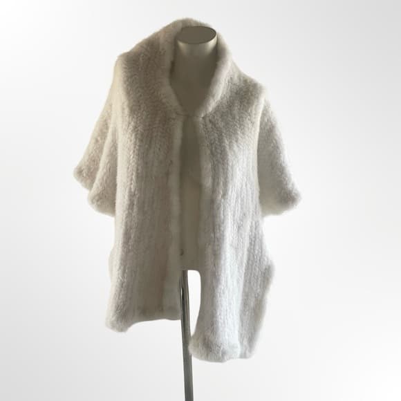 Elegant White Women's Shoulder Throw in size M - Thumbnail 6