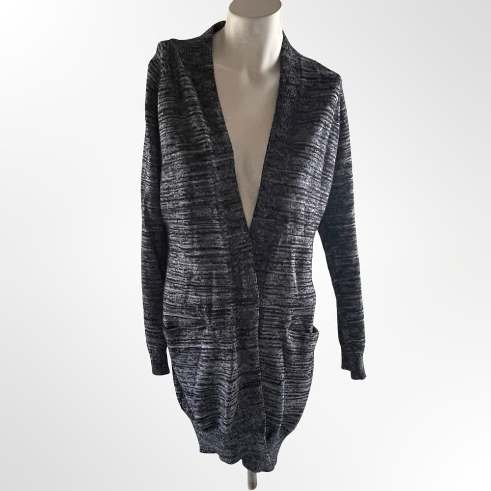 Cielo Charcoal Open-Front Cardigan in Medium size - Thumbnail 6
