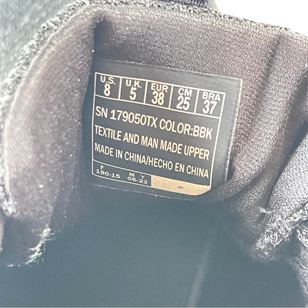Skechers Men's Black Knit Sneakers in size 8 - Thumbnail 7