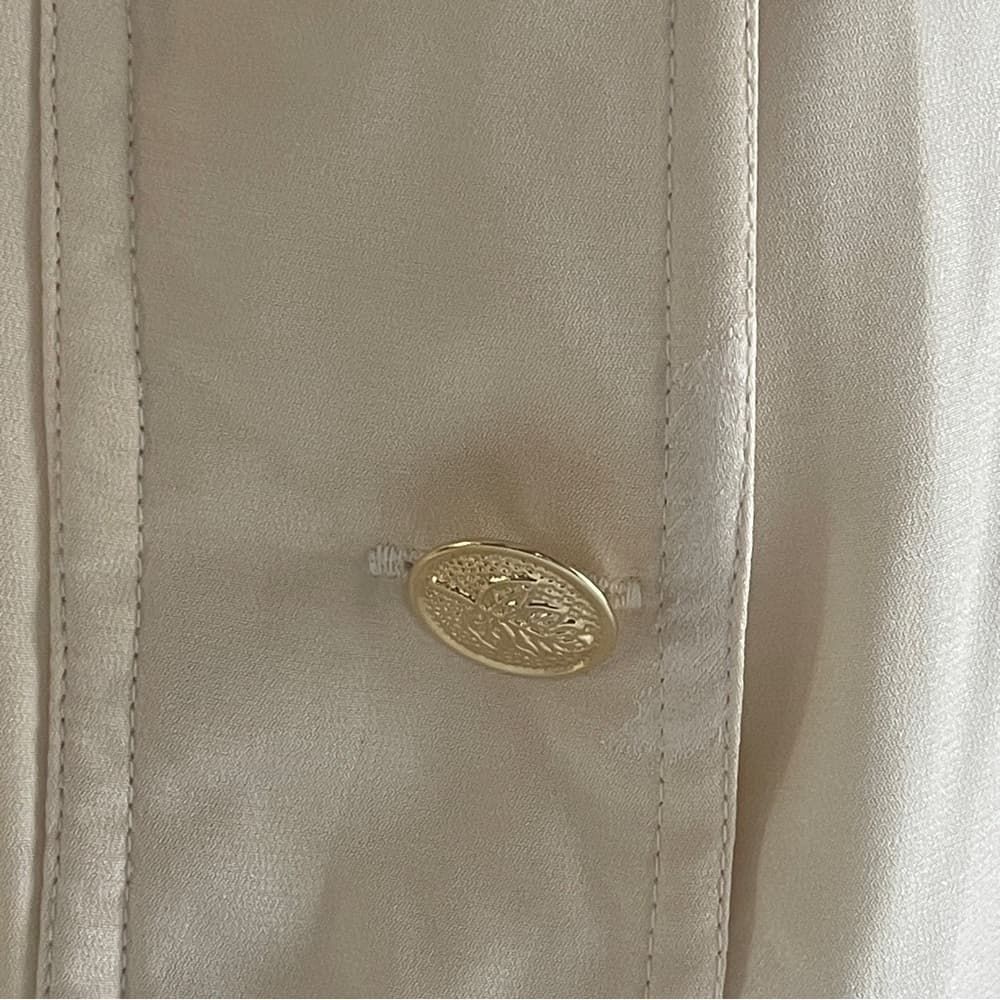 Elegant Cream Silk Spring Women's Jacket in Large - Thumbnail 3
