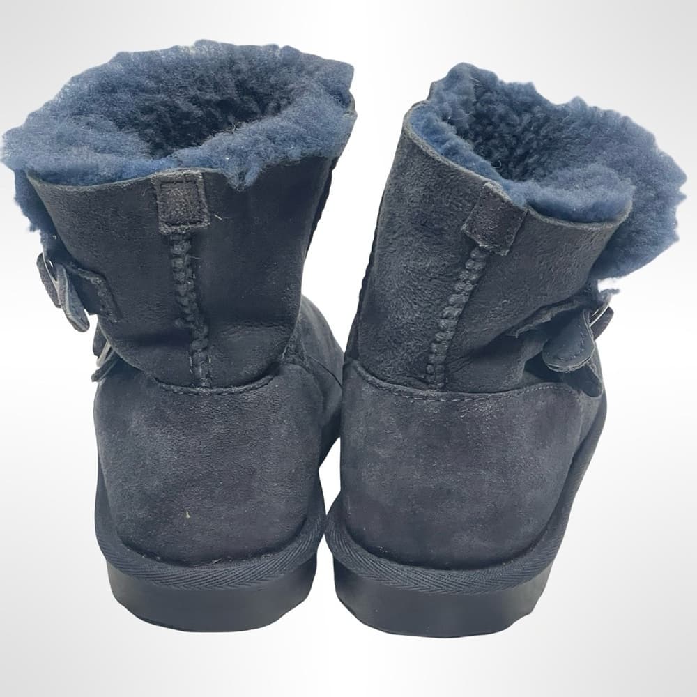 Size K2 Cozy Navy Shearling Boots for kids - gently worn - Thumbnail 2