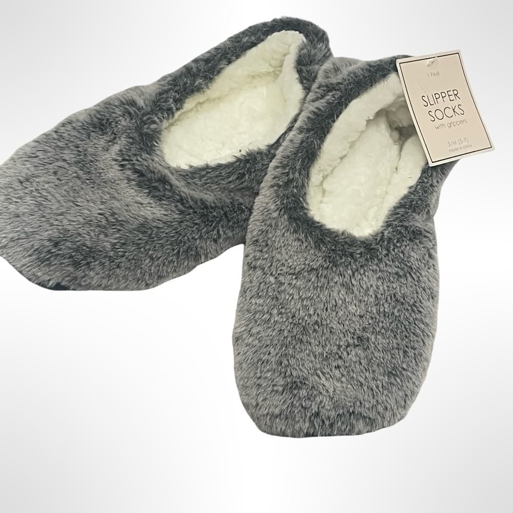 Gray Fuzzy Slipper Socks size 5-7 NWT - Thumbnail 5