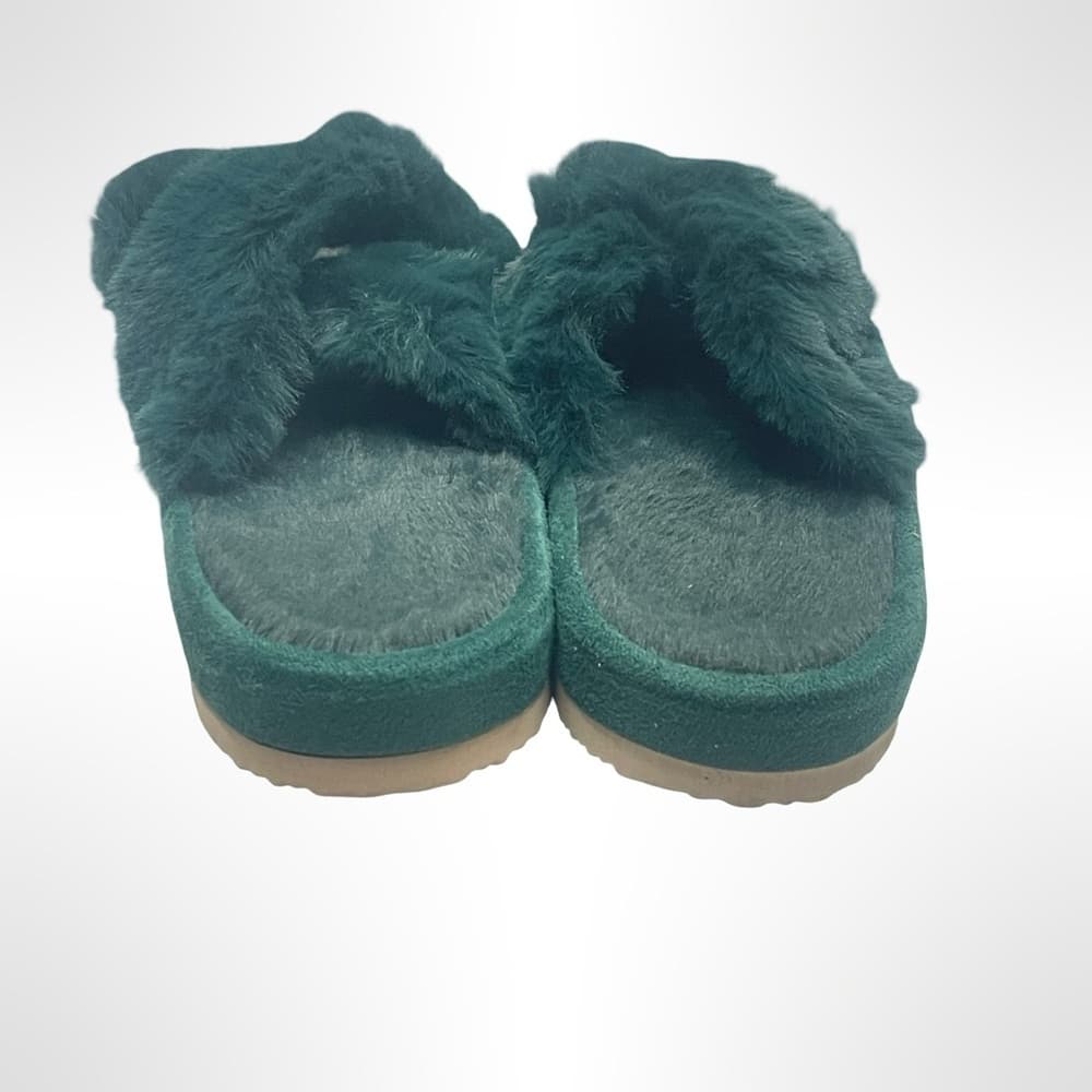 XL size 11 Women's Plush Green Slippers - Thumbnail 3