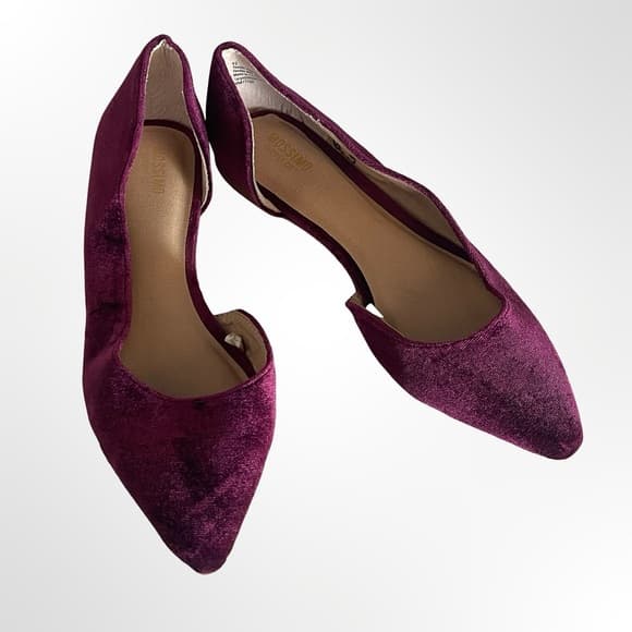 Mossimo Pointed Velvet D'Orsay Flats in Plum in 6.5 - Thumbnail 9