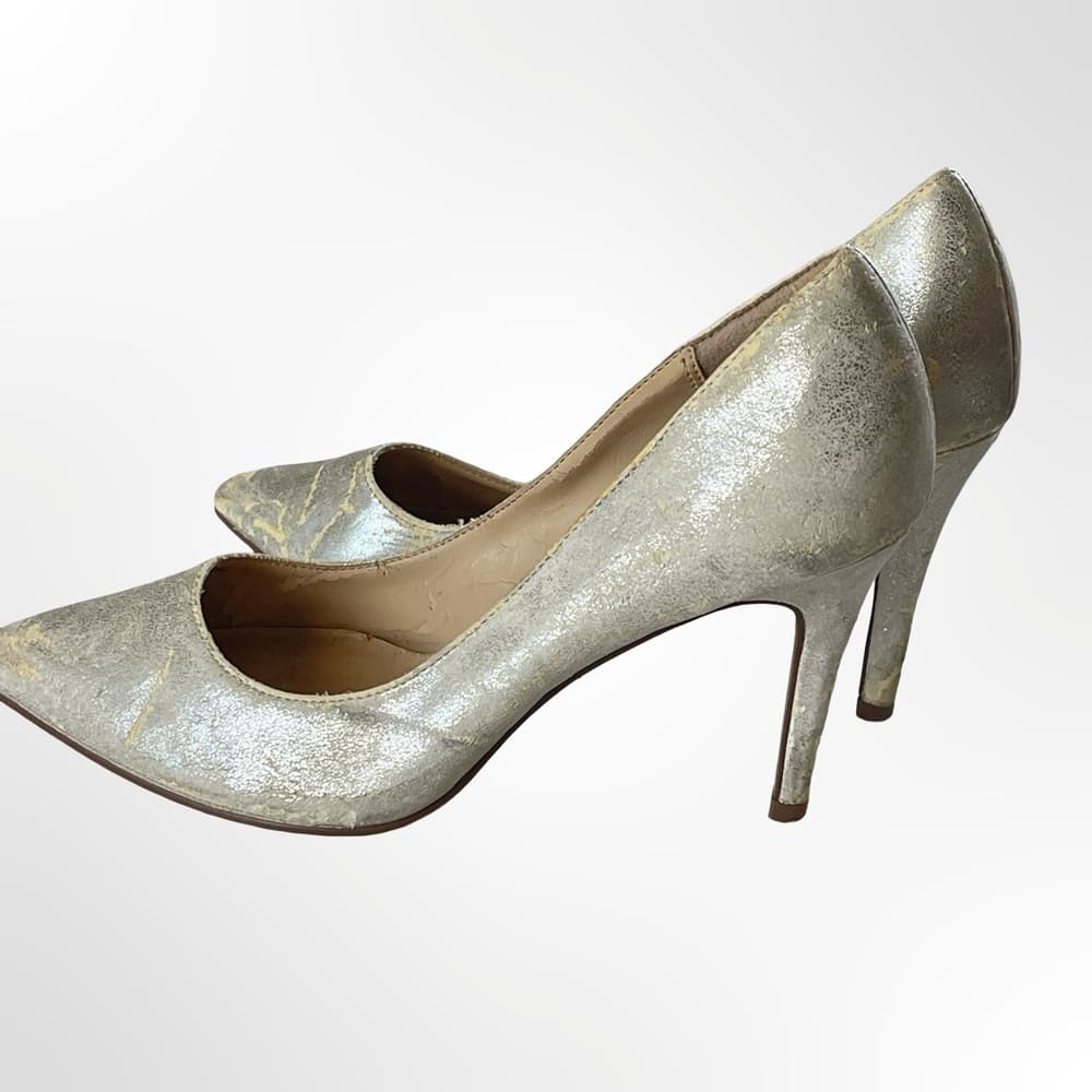 Rock & Republic Silver Metallic Pointed Toe Stilettos in 8.5 - Thumbnail 4