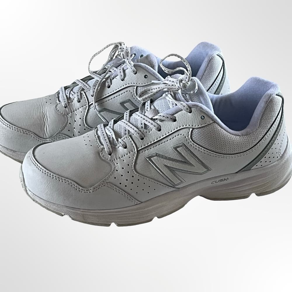 New Balance Women's White Sneakers in size 9 - Thumbnail 8