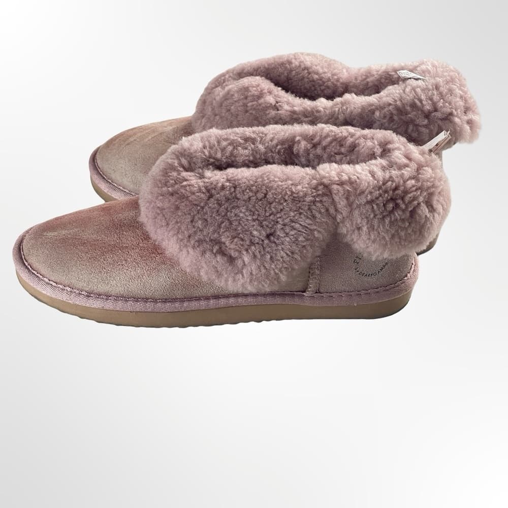 Fireside Cozy Pink Shearling Women's Shoes in size 8 - Thumbnail 2