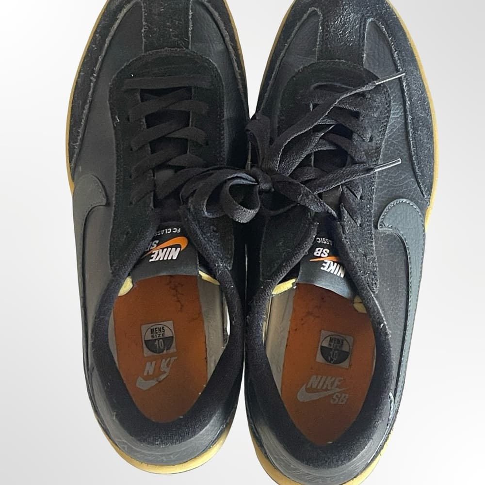 Nike SB Black Suede Low-Top Sneakers with Gold Sole in size 10 - Thumbnail 5