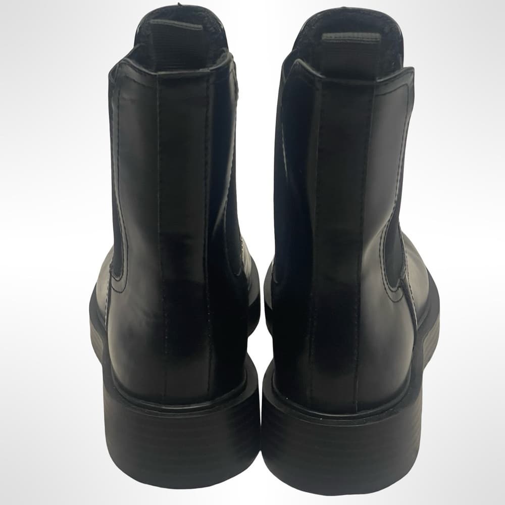H&M Black Chelsea Boots in size 4 NWOT - Thumbnail 4