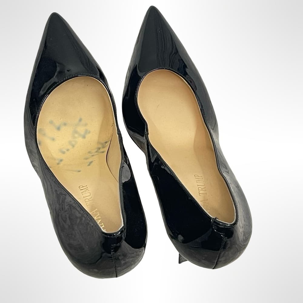 Ivanka Trump pointed toe Black Leather Pumps in size 7 - Thumbnail 5
