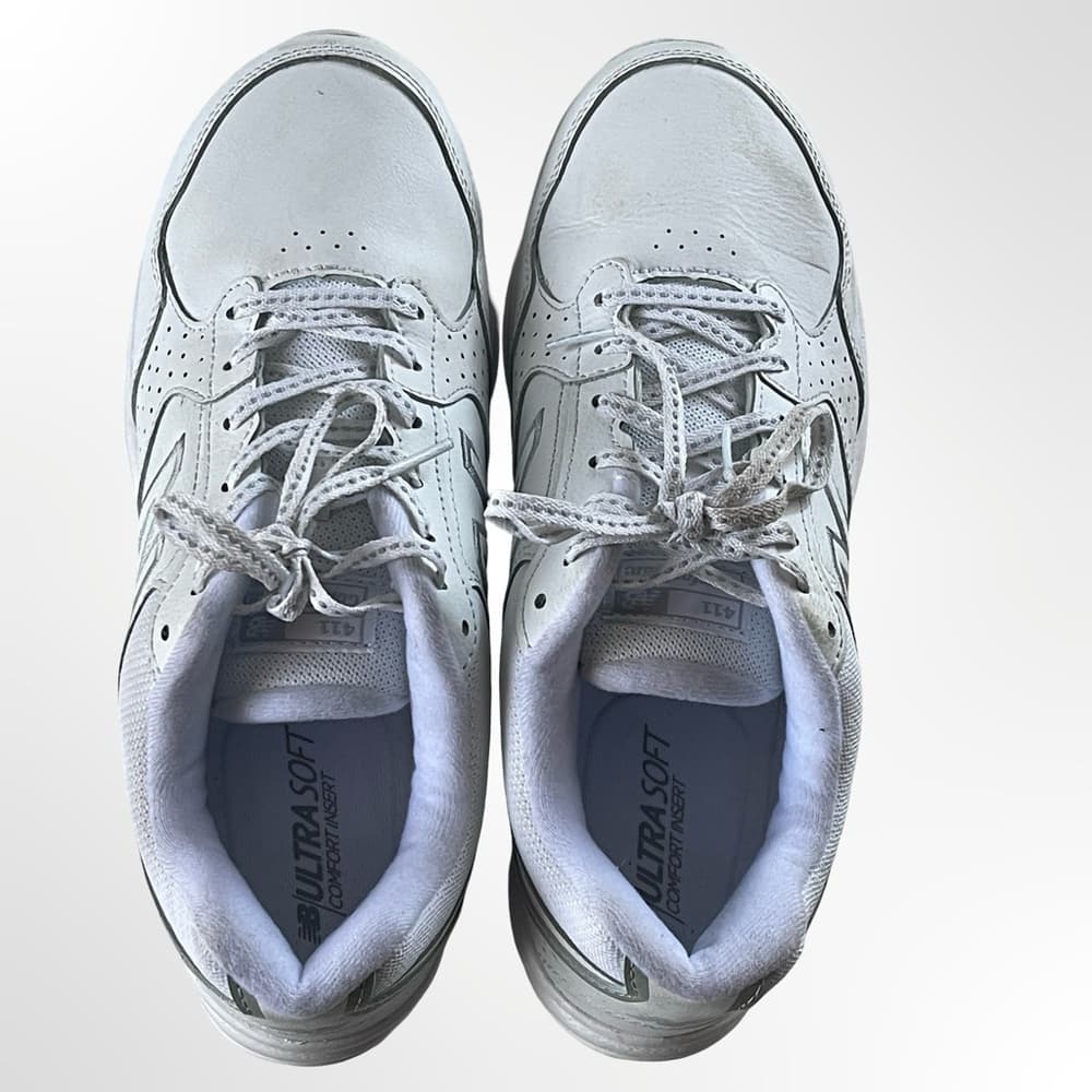 New Balance Women's White Sneakers in size 9 - Thumbnail 4