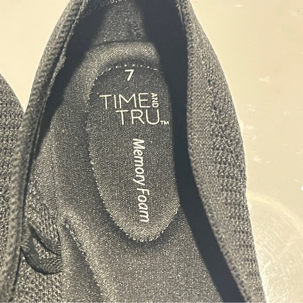 Time and Tru Knit Slip-On Loafers in Black NWOT - Thumbnail 5