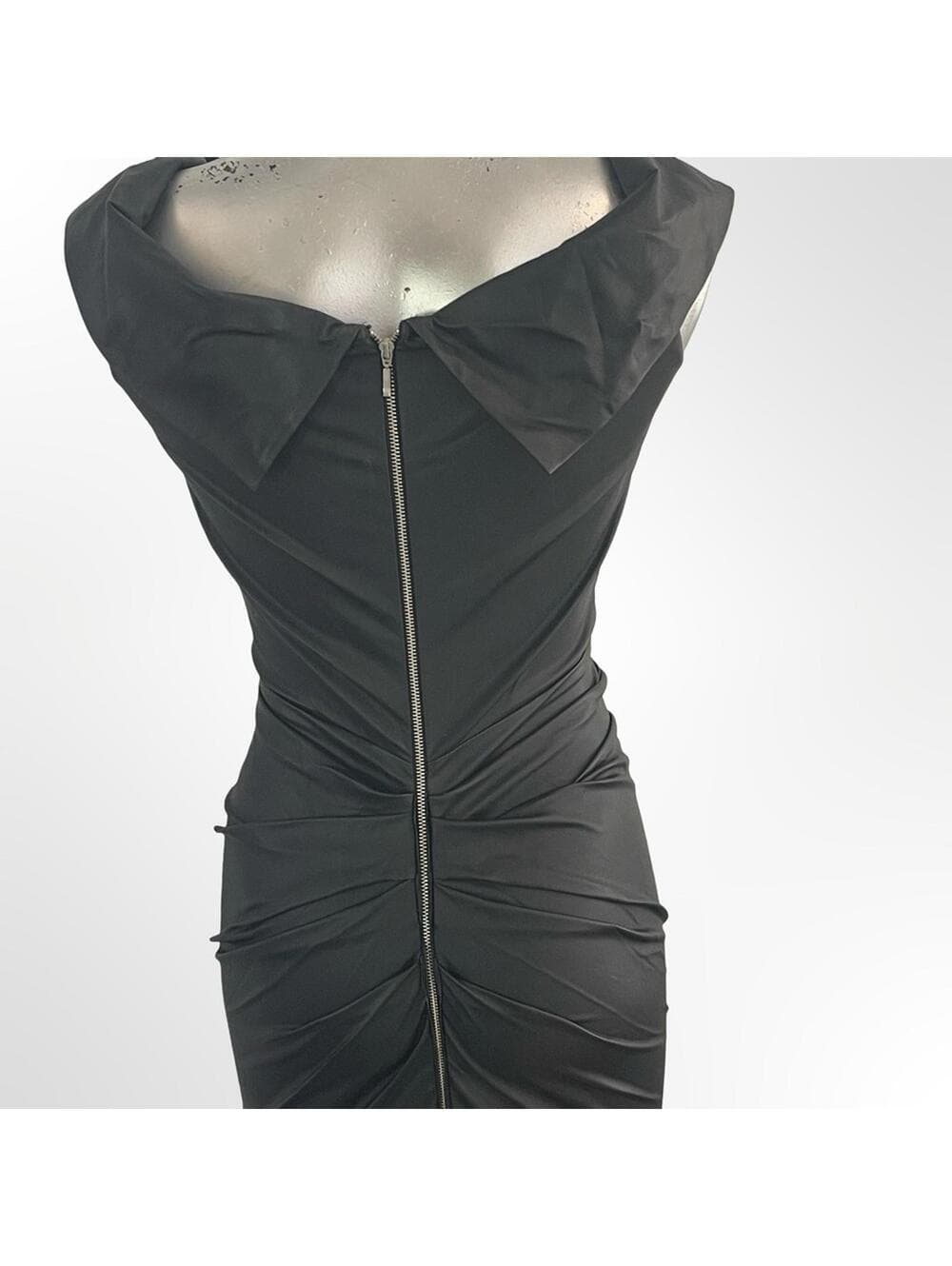 Very Elegant Aide Black Sleeveless Dress in size 4 - Thumbnail 3