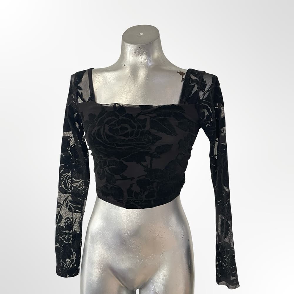 Fashion Nova Floral Velvet Burnout Square-Neck Crop Top - Thumbnail 4