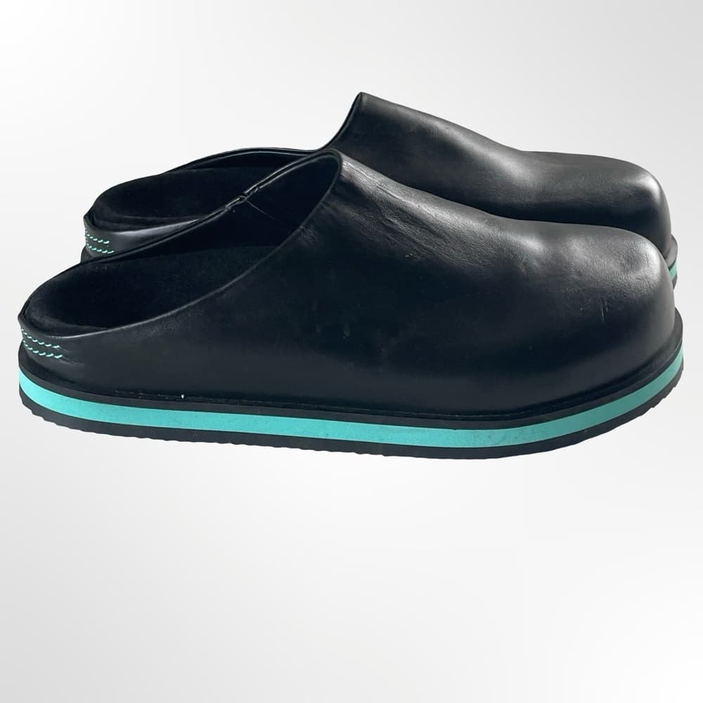 HAUS Black Slip-On Clogs with Teal Accent in Women's size 8.5 - Thumbnail 2