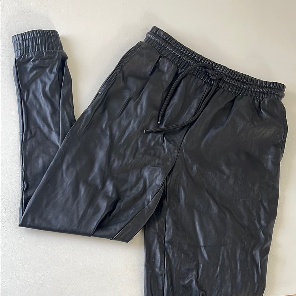 Rue 21 Black Jogger Pants size S - Thumbnail 2