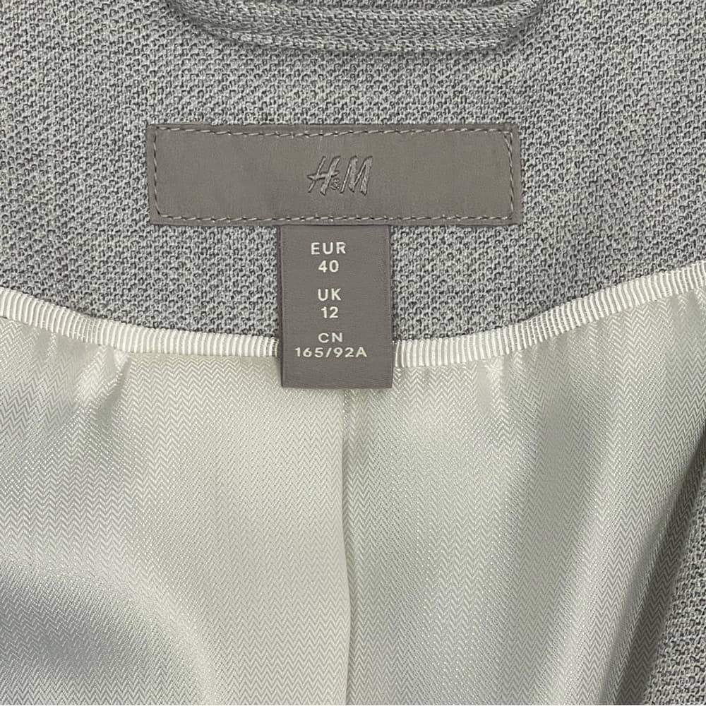 Classic Gray H&M Woman's Blazer - size 8P - Thumbnail 3