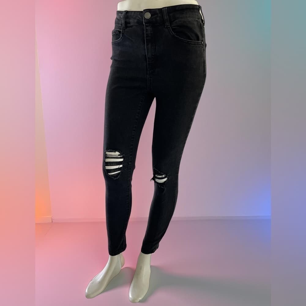 Refuge size 2 Women's Black Distressed Skinny Jeans - Thumbnail 3