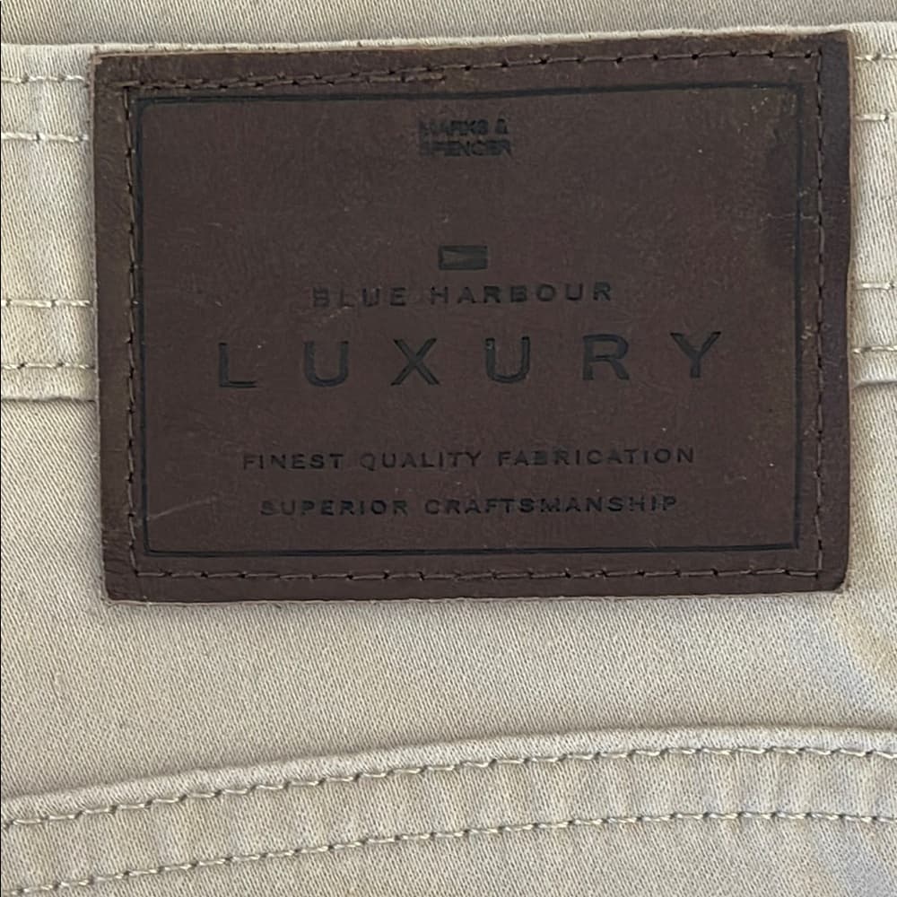 Blue Harbour Luxury Men's Tan khaki Pants size 34x29 - mint condition - Thumbnail 2