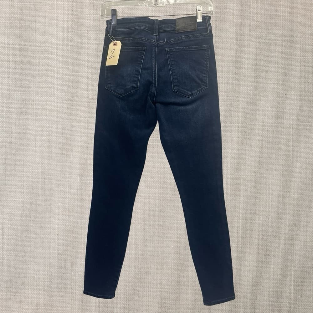Lucky Brand size 2 Women's Blue Jeans - mint condition - Thumbnail 2