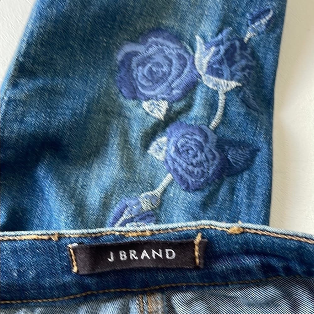 J Brand Alana High rise Women's Blue Jeans with Flower detail - size 29 - Thumbnail 4