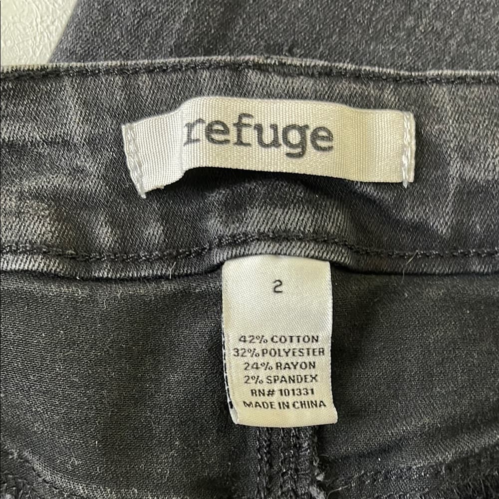 Refuge size 2 Women's Black Distressed Skinny Jeans - Thumbnail 2