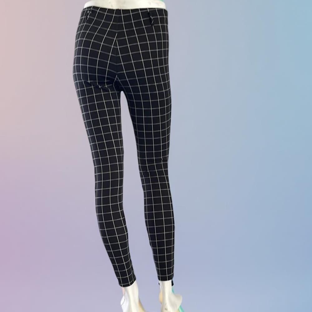 Cherry Mellow Women's Black Checkered stretch Pants size 4 - Thumbnail 3