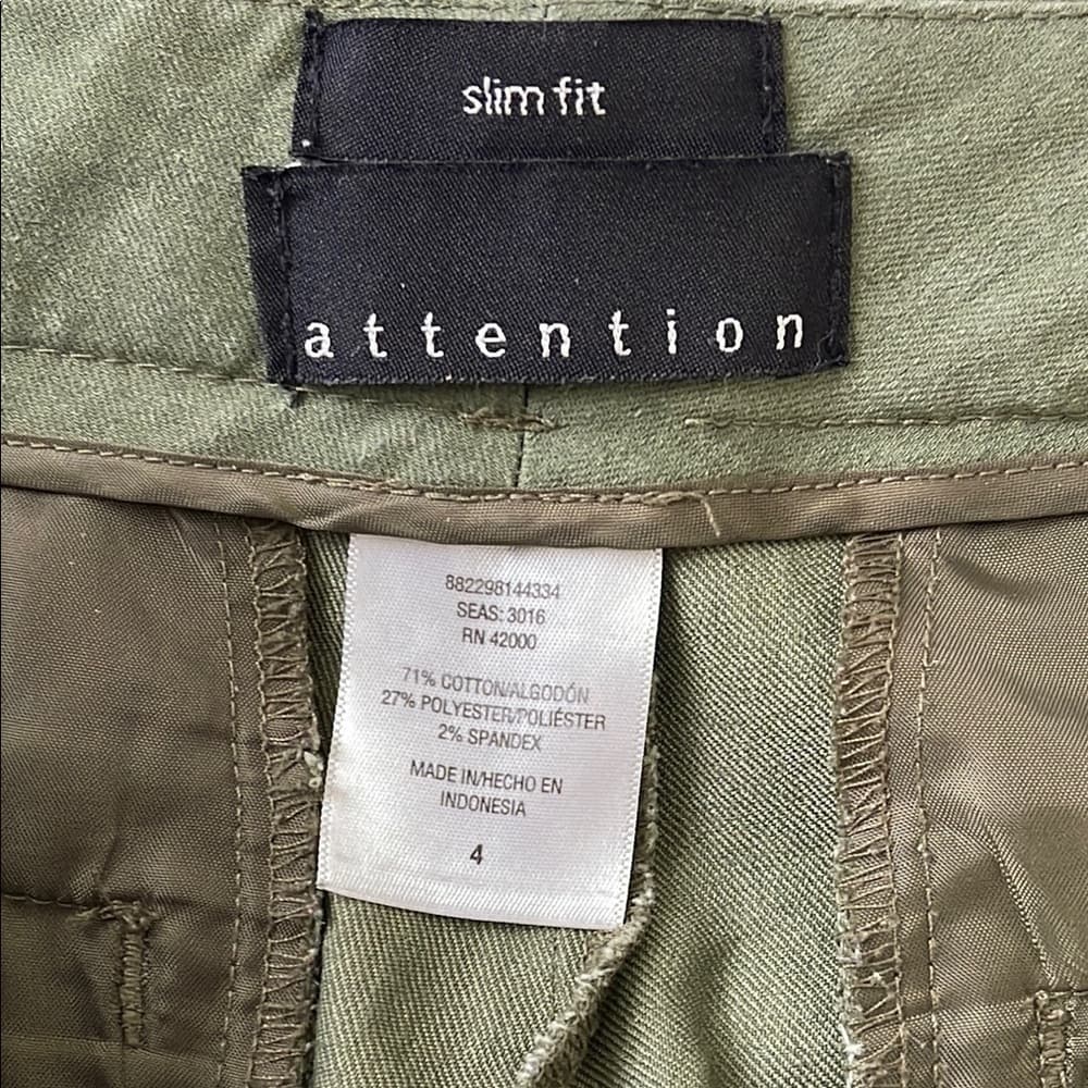 AttentionOlive Green Cropped Slim Fit Pants size 4 - Thumbnail 2
