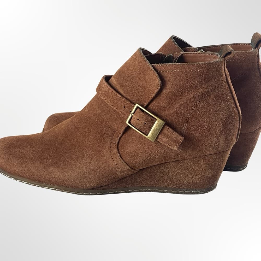 Franco Sarto Brown Suede Ankle Boots in size 9.5 - Thumbnail 2