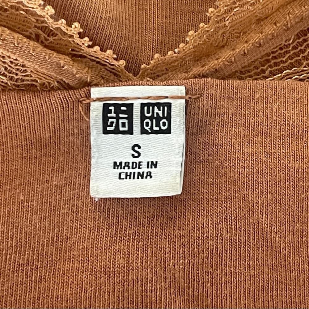 Uniqlo Lace-Trim Tank Top in Rust - Thumbnail 3