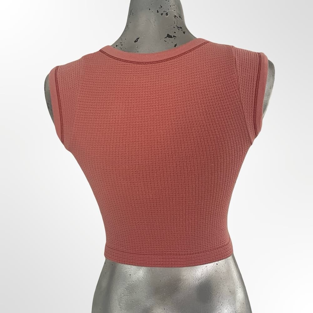 Waffle Knit Lace-Up Crop Top - Dusty Rose in size P/XS - Thumbnail 2