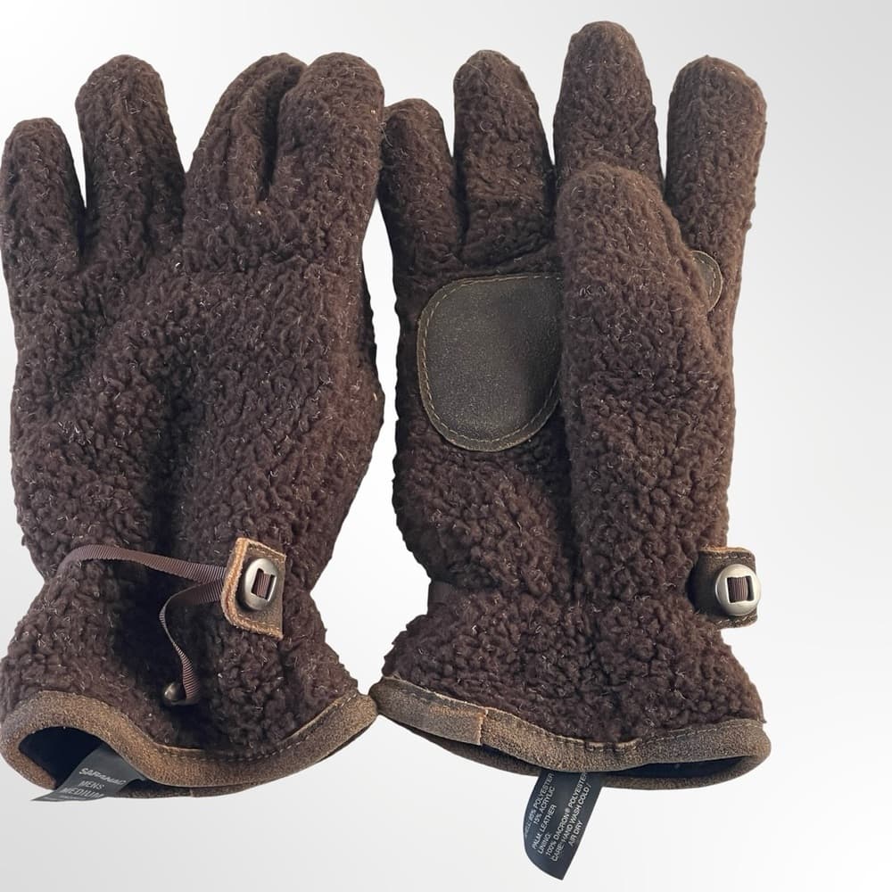 Saranac Cozy Brown Sherpa Gloves in Medium - Thumbnail 3