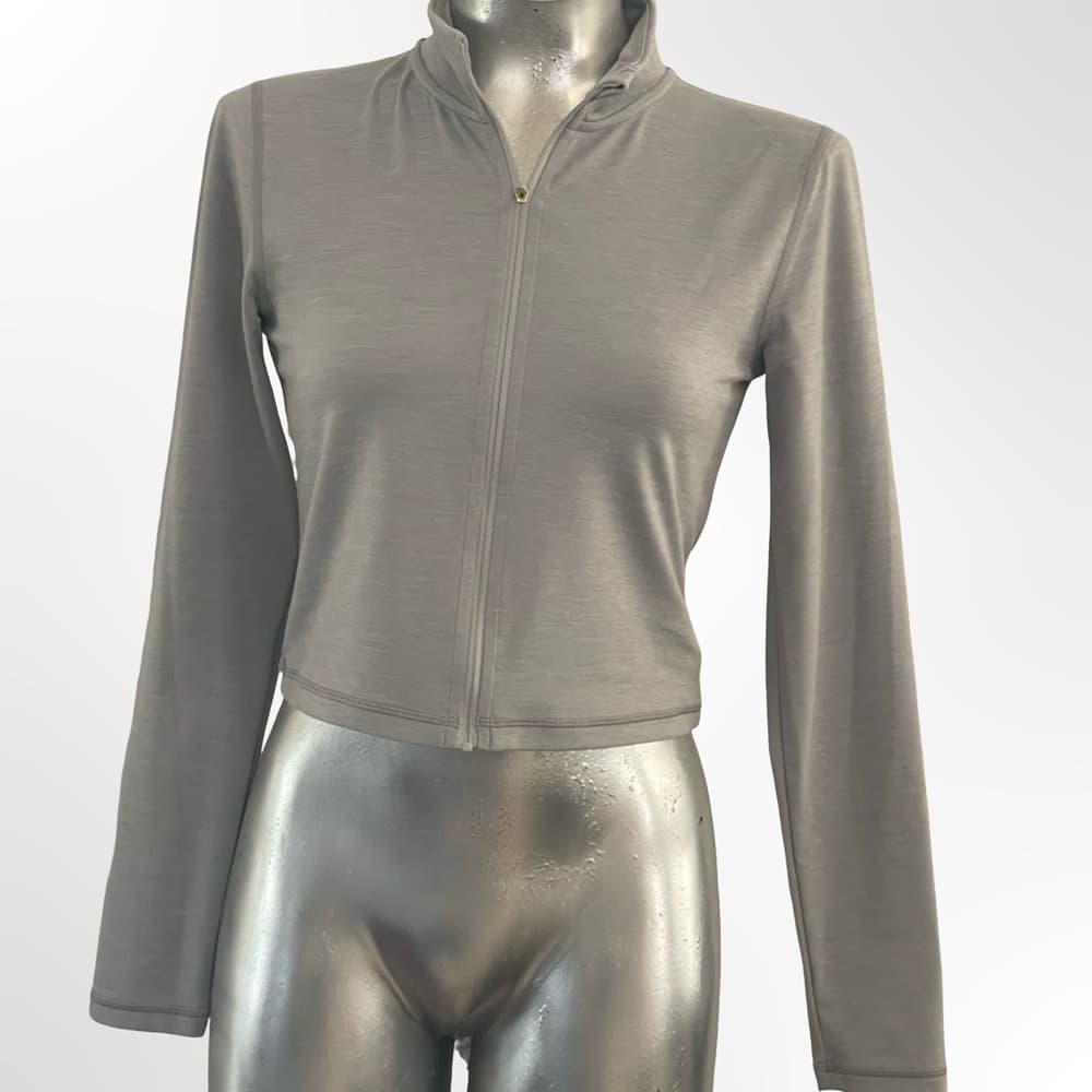 Golden Women's Medium sized Gray Long Sleeve Short Top - Thumbnail 5