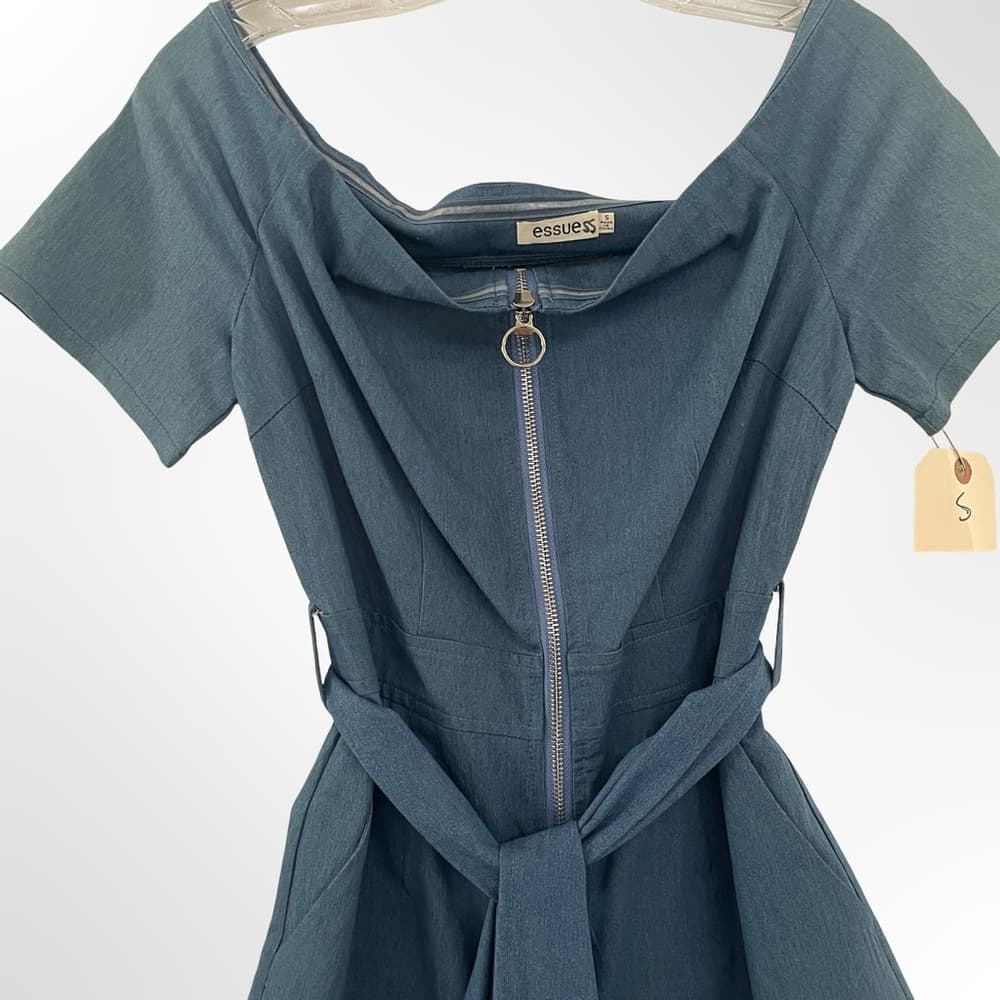 essue Teal Short-Sleeve Wide-Leg Belted Jumpsuit with Front Zip - Thumbnail 2