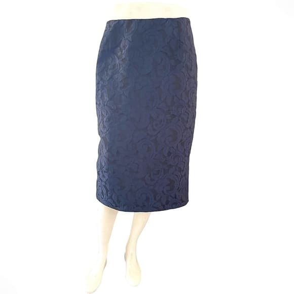 Cold water Creek Navy Blue Women's Skirt in size 6 - Thumbnail 6