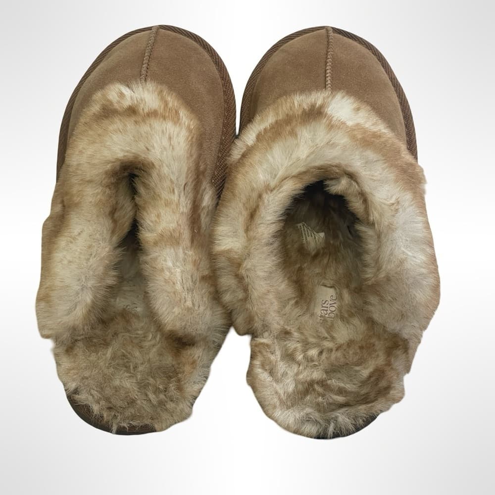 Cozy Tan Faux Fur Women's Slippers size 7 - Thumbnail 2