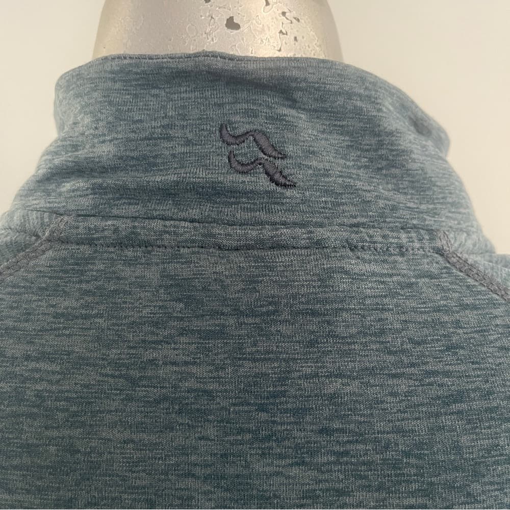 Ran Dark Gray Quarter-Zip Pullover in size L - Thumbnail 3