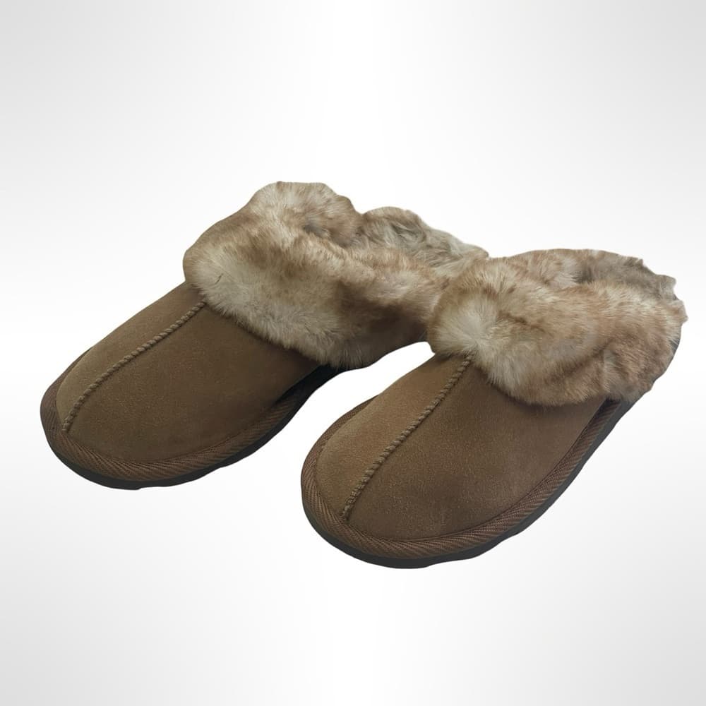 Cozy Tan Faux Fur Women's Slippers size 7 - Thumbnail 6