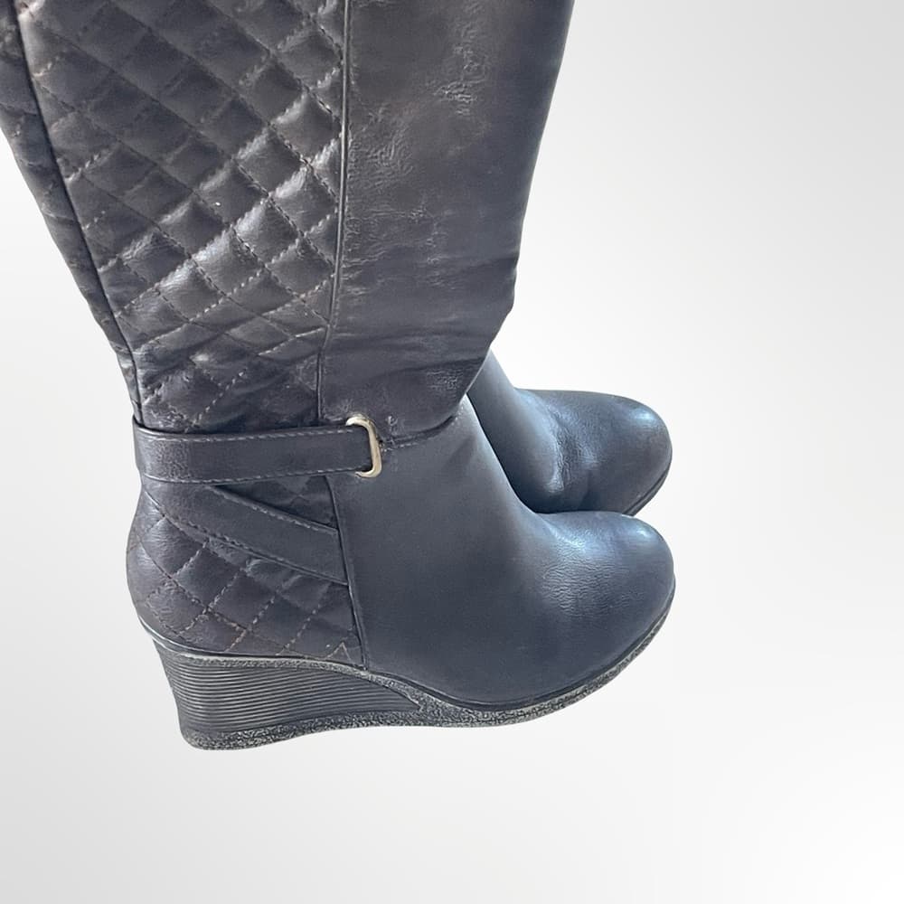 Vapose NY Brown Quilted Wedge Boots in size 8 - Thumbnail 2