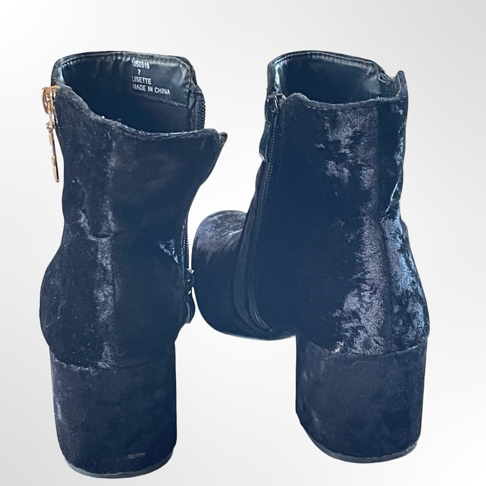 Charlotte Russe Black Velvet Ankle Booties w. Gold Ring Zip - Thumbnail 2