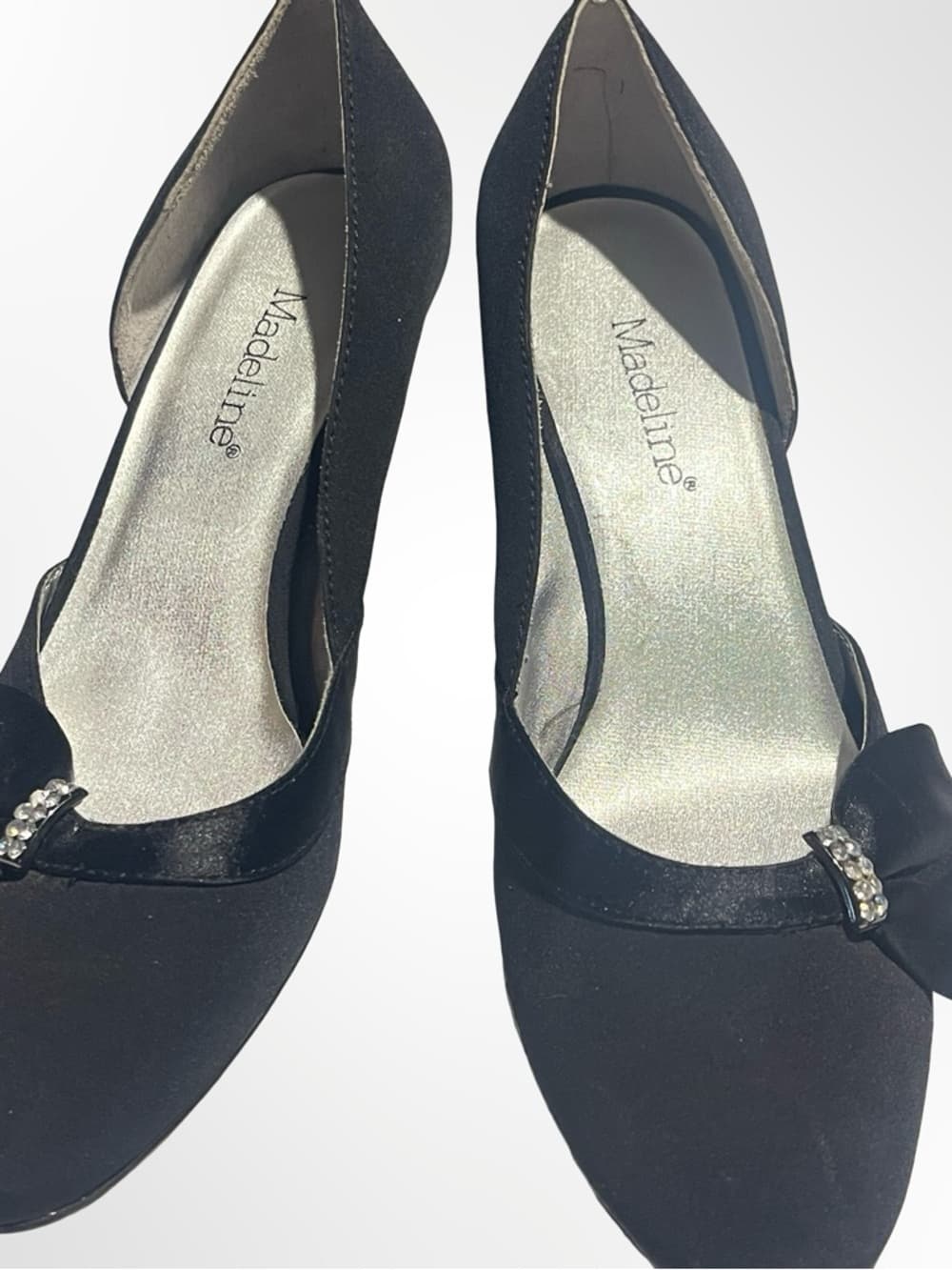 Madeline Black D'Orsay Bow Pumps in size 6.5 - Thumbnail 8